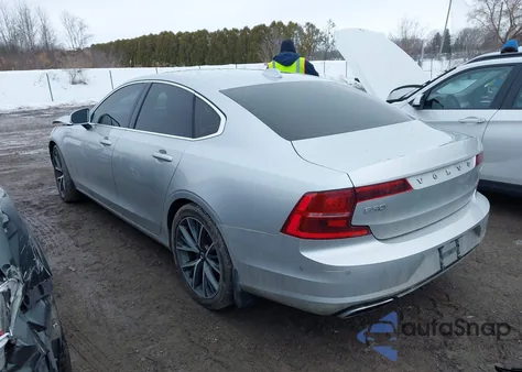 2017 Volvo S90 T6 Momentum z USA, uszkodzony, nr VIN YV1A22MK3H1015825